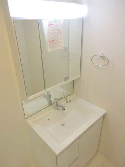 仮称　新石川１丁目メゾン東棟の洗面所