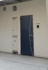 North Gardenの玄関