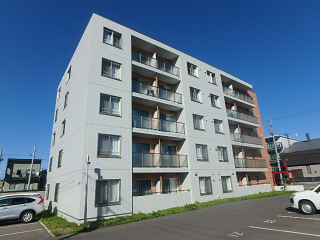 札幌市白石区平和通１丁目北の賃貸マンション