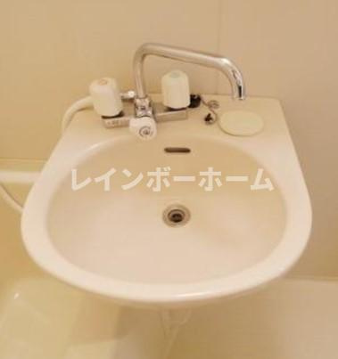 ビルクリバラの洗面所