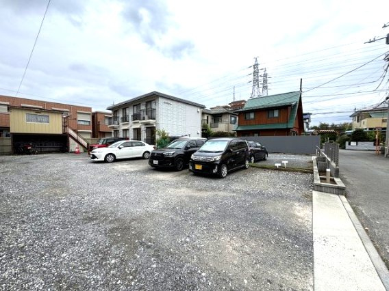 上砂グリーンハイツの駐車場
