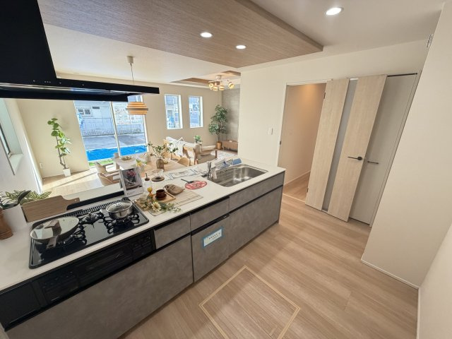 那覇市具志　限定1棟のキッチン|※同施工会社写真です