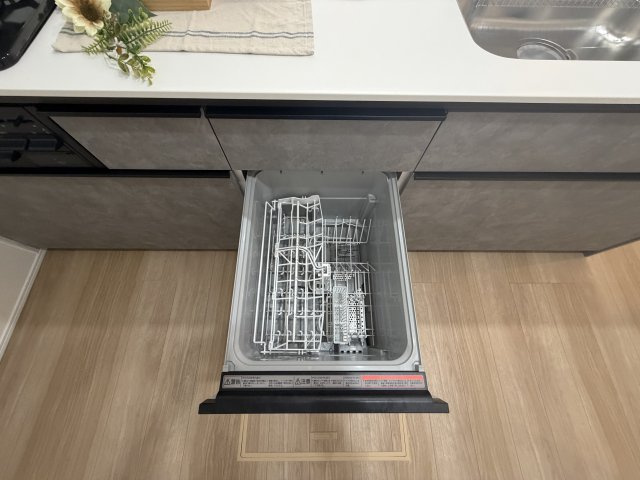 那覇市具志　限定1棟のキッチン|※同施工会社写真です