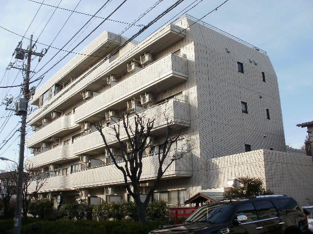 エンジェルス守屋の外観