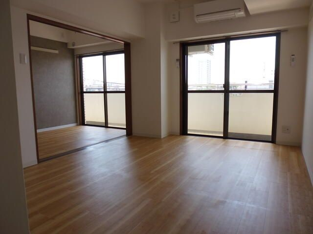 エンジェルス守屋の居間・リビング