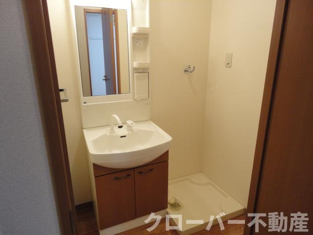ラティールⅢの洗面所|洗髪洗面化粧台