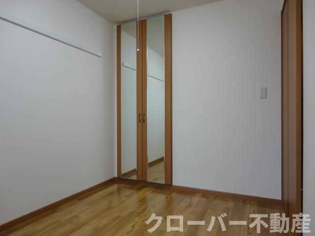 ラティールⅢの内装|洋室
