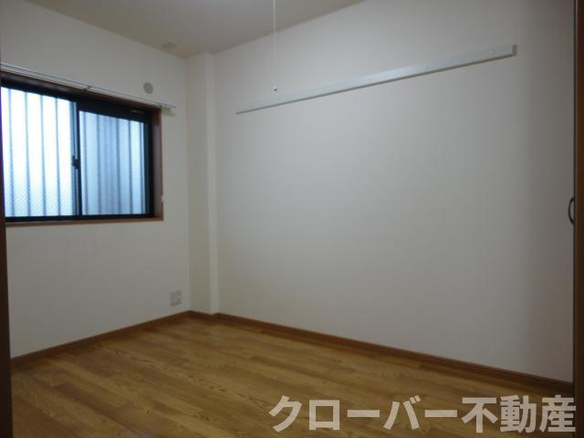 ラティールⅢの内装|洋室
