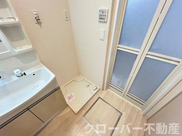 エスポワールⅡの玄関|洗濯機置場