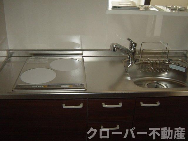 レマーレⅠのキッチン|ＩＨコンロ付きキッチン（イメージ）