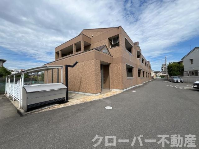 リバレイン今里の外観|外観写真（昼）