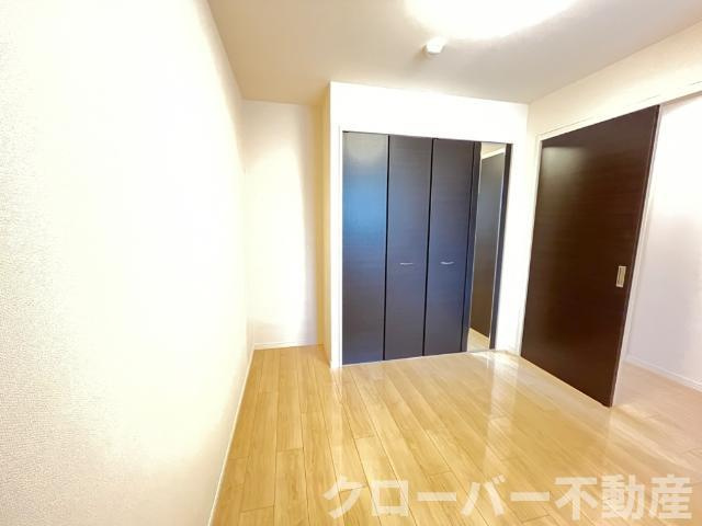 リバレイン今里の内装|洋室