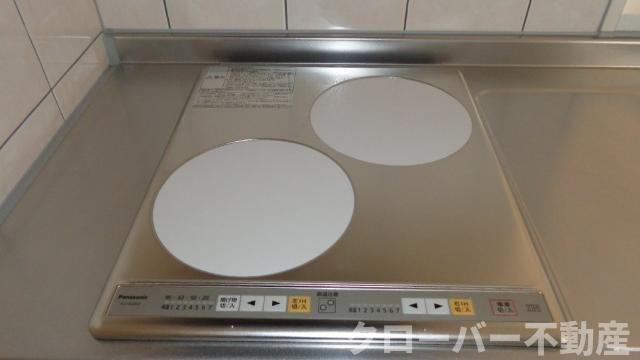 プティスール空港通りのキッチン|IHコンロ
