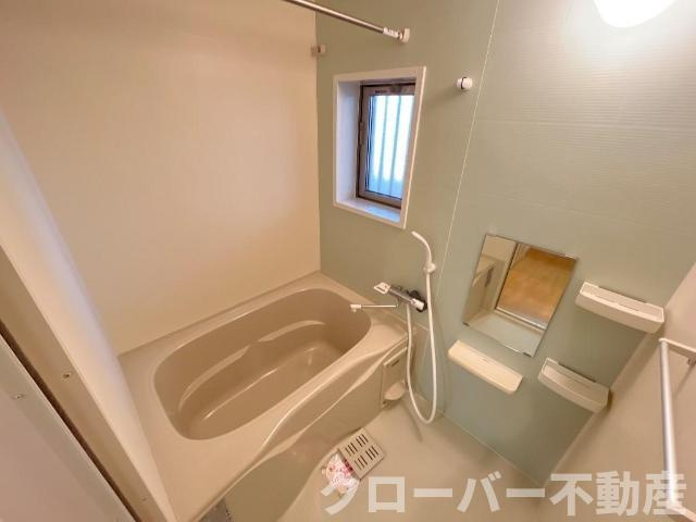 プティスール空港通りの浴室|バス