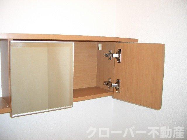 アドミレＴ－Ⅱの収納|トイレの収納
