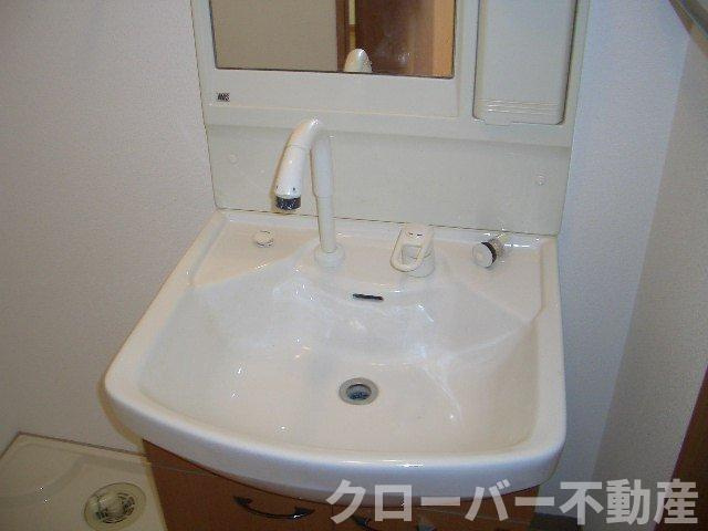 アドミレＴ－Ⅱの洗面所|洗髪洗面化粧台