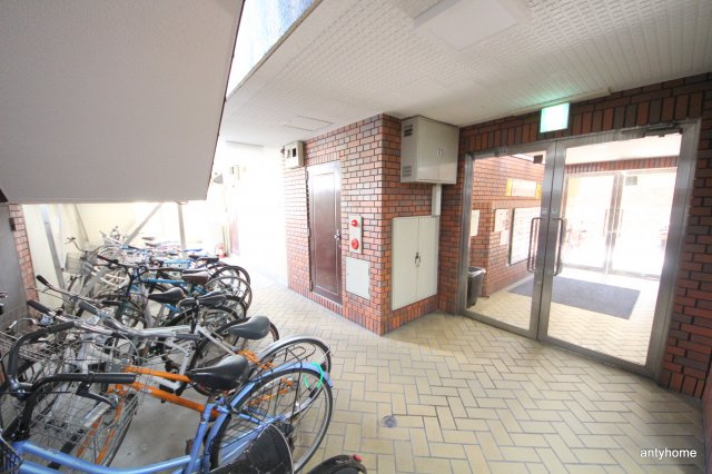 シャルム北梅田　仲介手数料無料の駐車場