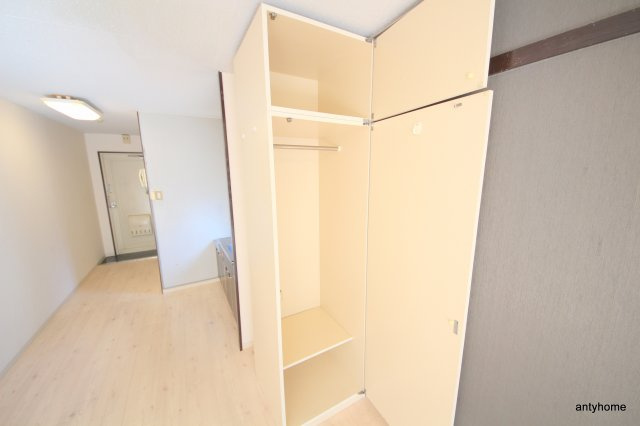シャルム北梅田　仲介手数料無料の収納