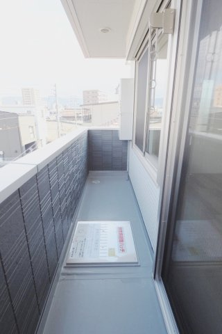 クレシアコートのバルコニー