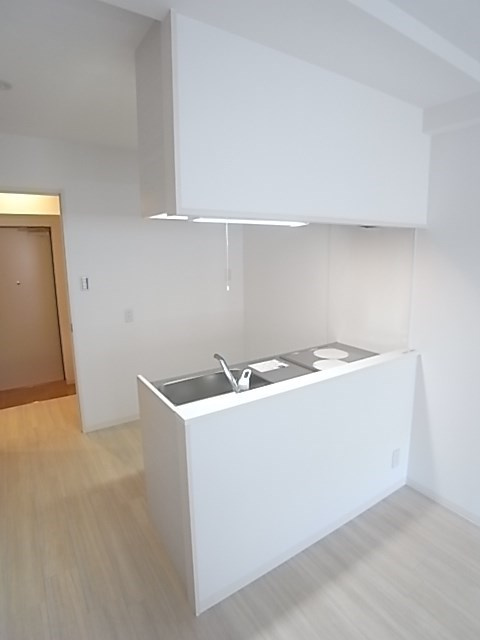 尼崎市東塚口町１丁目の賃貸マンションのキッチン