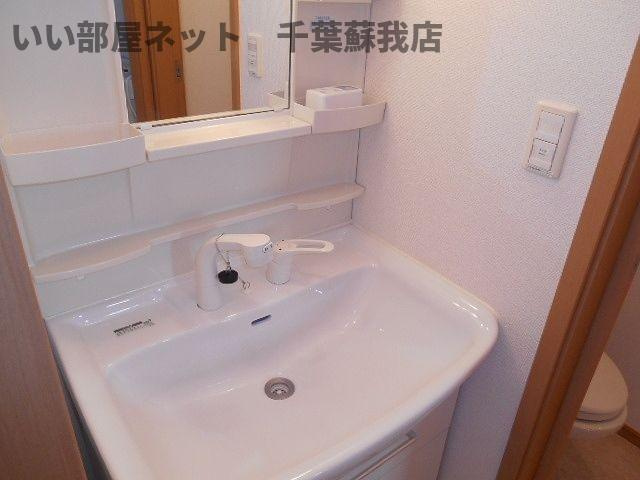サンシャインの洗面所|忙しい朝には欠かせない洗面所です