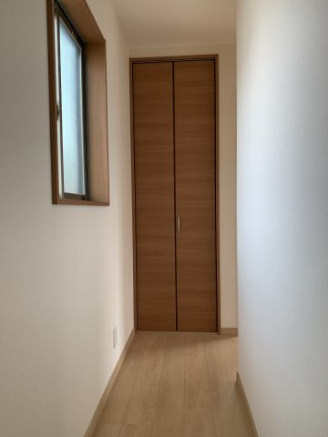 朝霧町１丁目　中古戸建ての収納