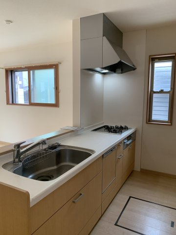 朝霧町１丁目　中古戸建てのキッチン