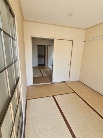 ツイン・ベルの和室|二間続きになっています