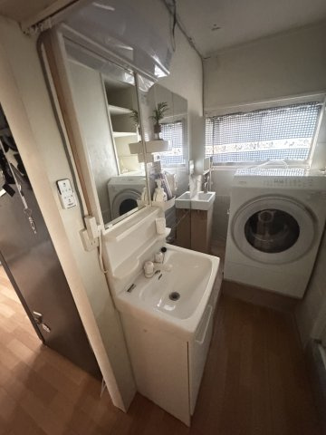 楠谷一戸建の洗面所