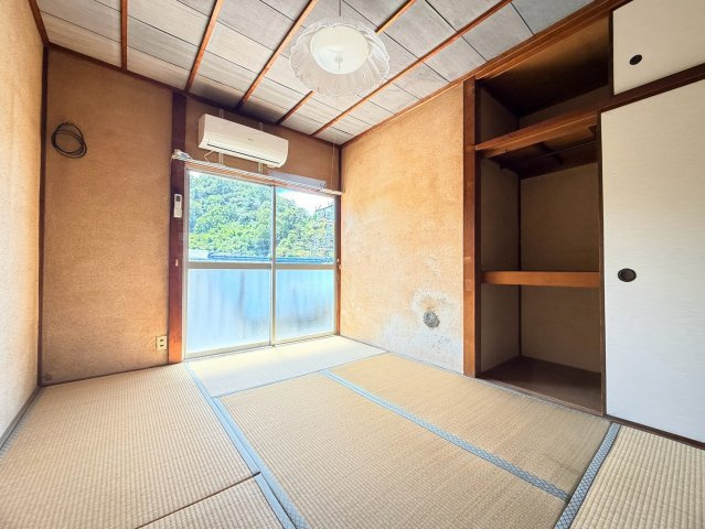 長田区檜川町アパートの和室