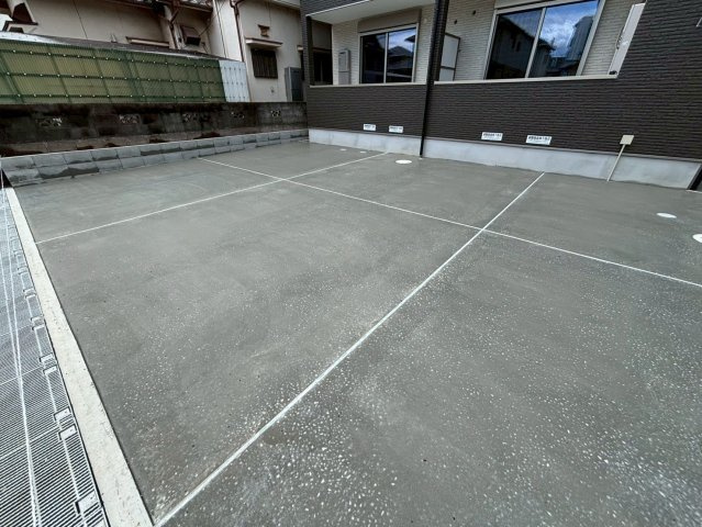 エステイトE東加古川の駐車場