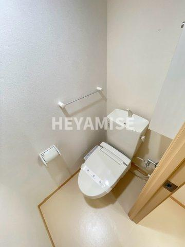 ラフィオラのトイレ|※同物件別号室の参考画像です※現況を優先します