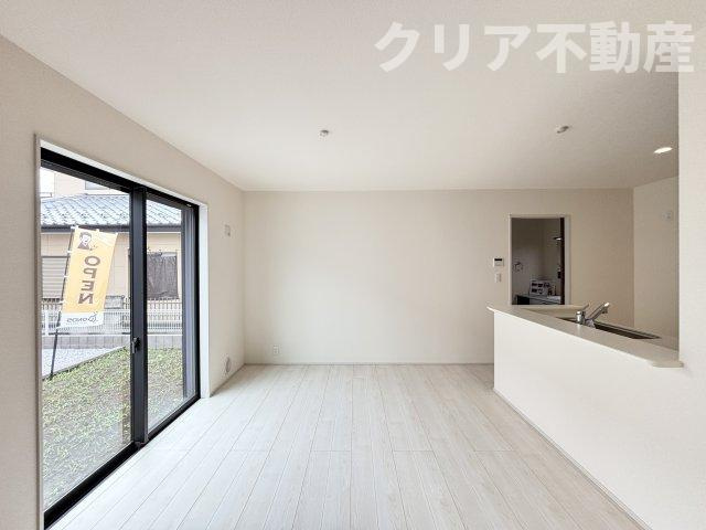 【居間・リビング】 | 前橋市青柳　全室南向き！LDK19帖