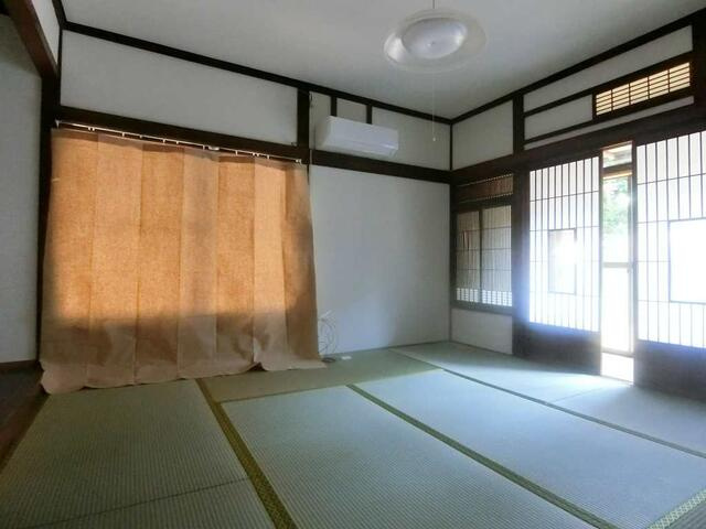 原邸の内装