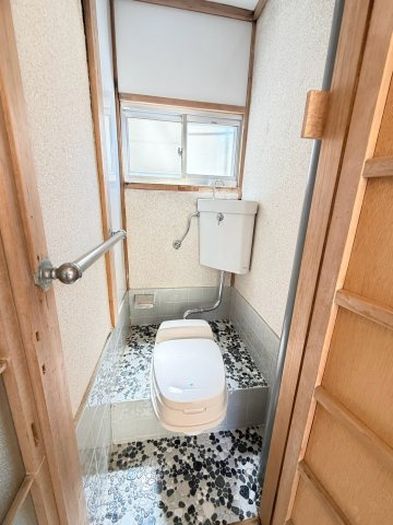 長田区檜川町アパートのトイレ