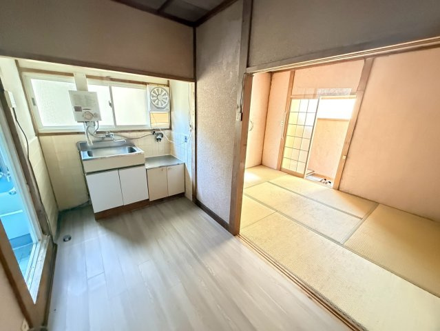 長田区檜川町アパートの居間・リビング