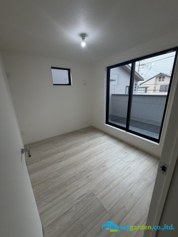 平塚市達上ヶ丘1期　新築戸建　全1棟1号棟の洋室