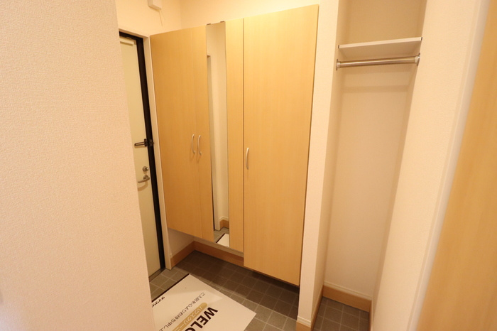 カトレア ルージュの玄関