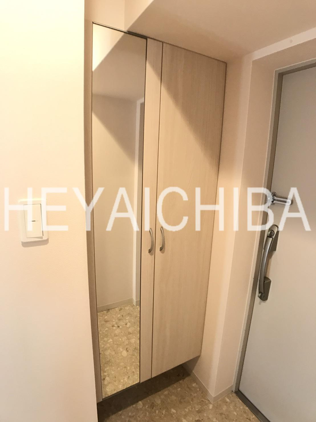 瑞穂フラッツの玄関