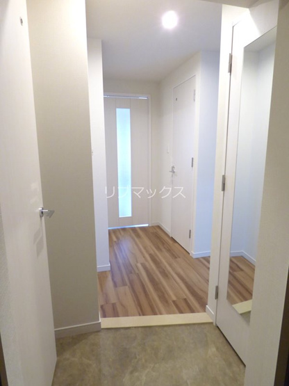 【玄関】ラドゥセール西宮北口