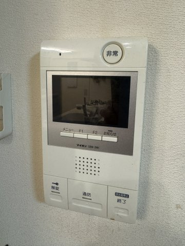 ベルドゥムール浦和の防犯設備|防犯設備・テレビモニター付きインターホン