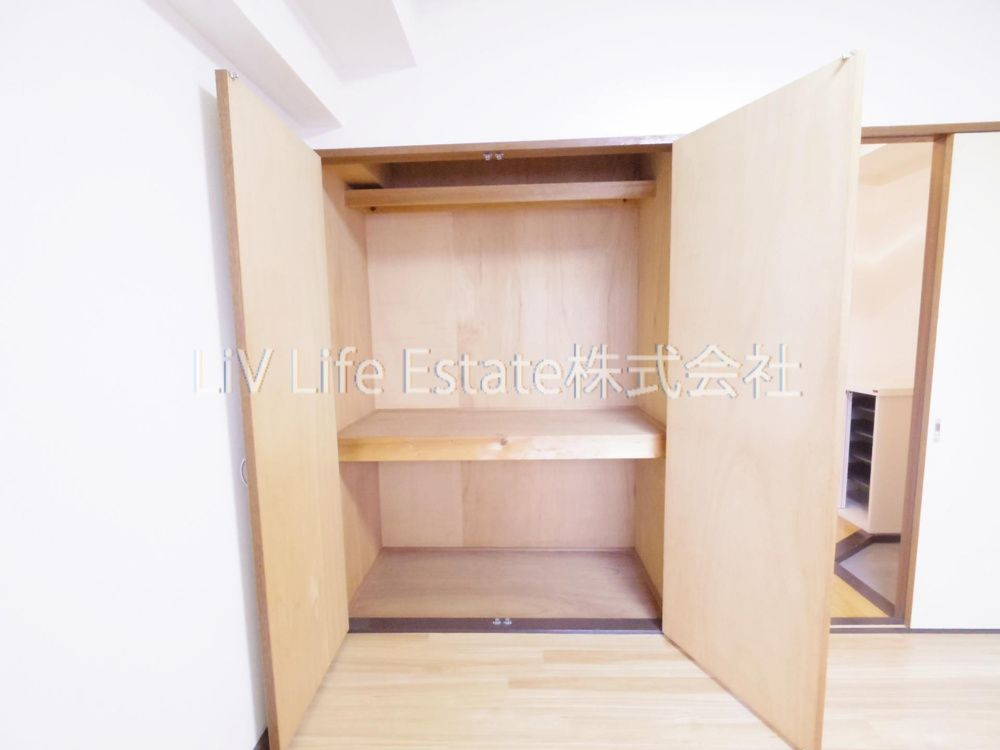 東大和市向原６丁目の賃貸マンションの収納