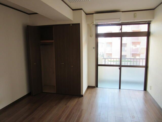 東大和市向原６丁目の賃貸マンションの内装