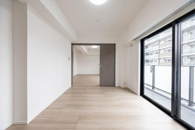 Ｓ－ＲＥＳＩＤＥＮＣＥ新御徒町ｃｈｉａｒｏの居間・リビング
