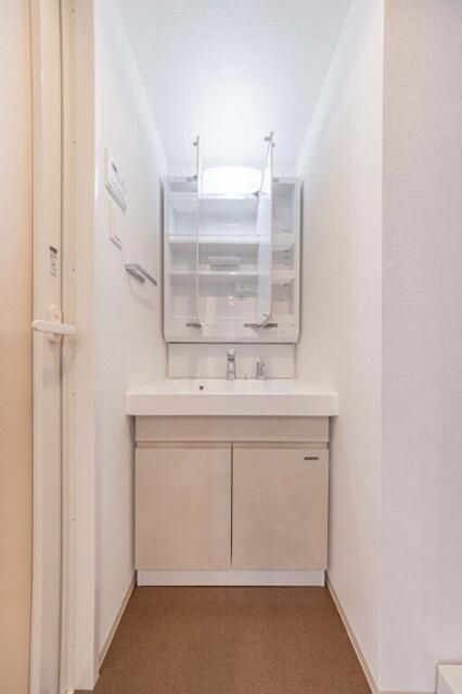 Ｓ－ＲＥＳＩＤＥＮＣＥ新御徒町ｃｈｉａｒｏの洗面所