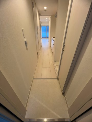 リブリ・三軒茶屋の玄関|シンプルで使いやすい玄関です