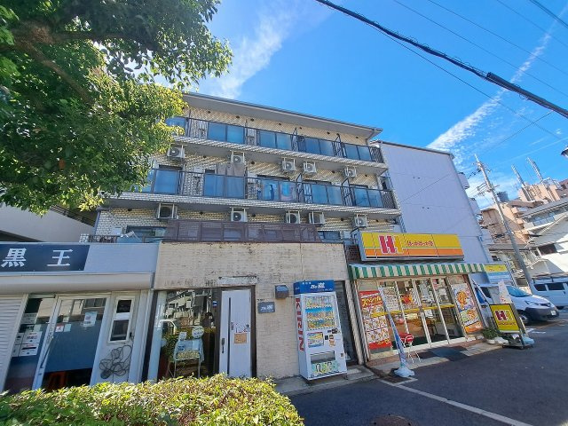 マンション宮本Ⅰの外観
