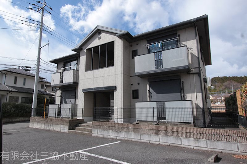グランシード美杉台の外観
