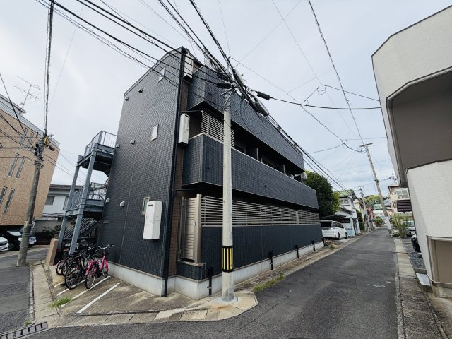 modern palazzo扇町の外観