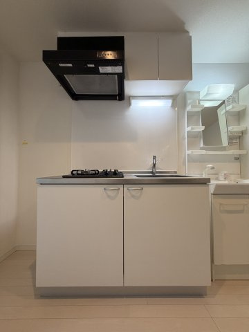 modern palazzo扇町のキッチン
